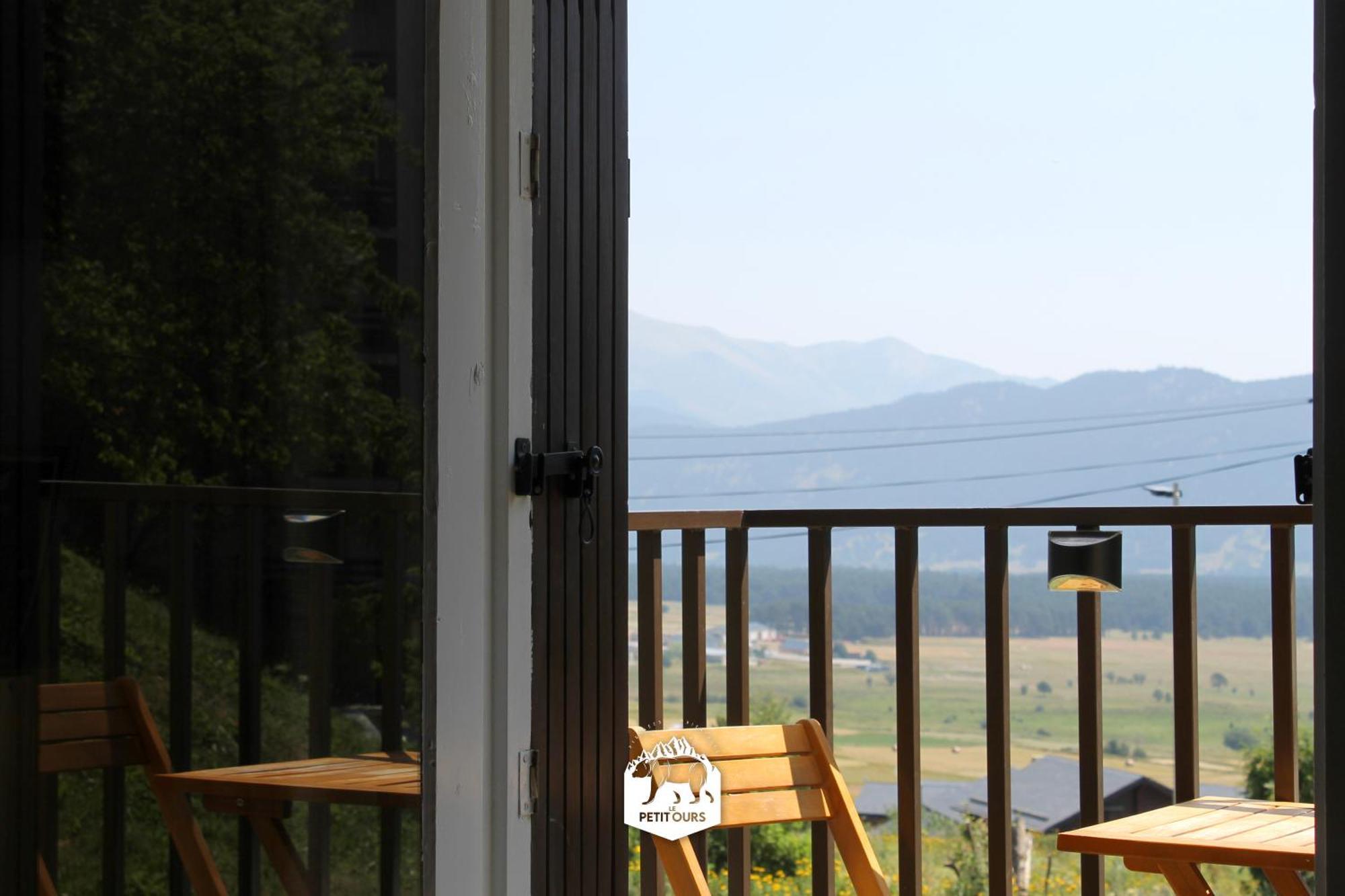 Le Petit Ours & Le Petit Cerf - Studios Vue Lac & Montagnes Les Angles  Bagian luar foto